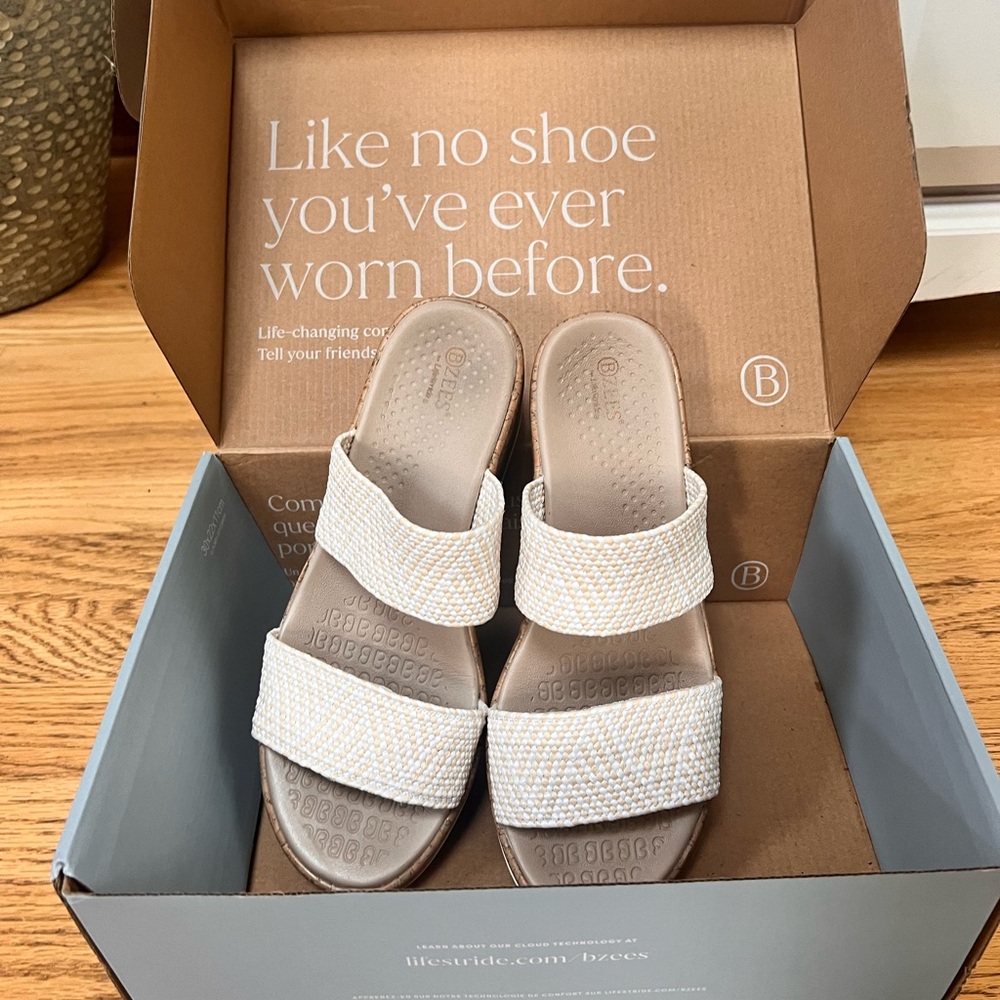 Beeze’s Wedge Sandals